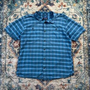 Patagonia Plaid Button-up Shirt Size XL